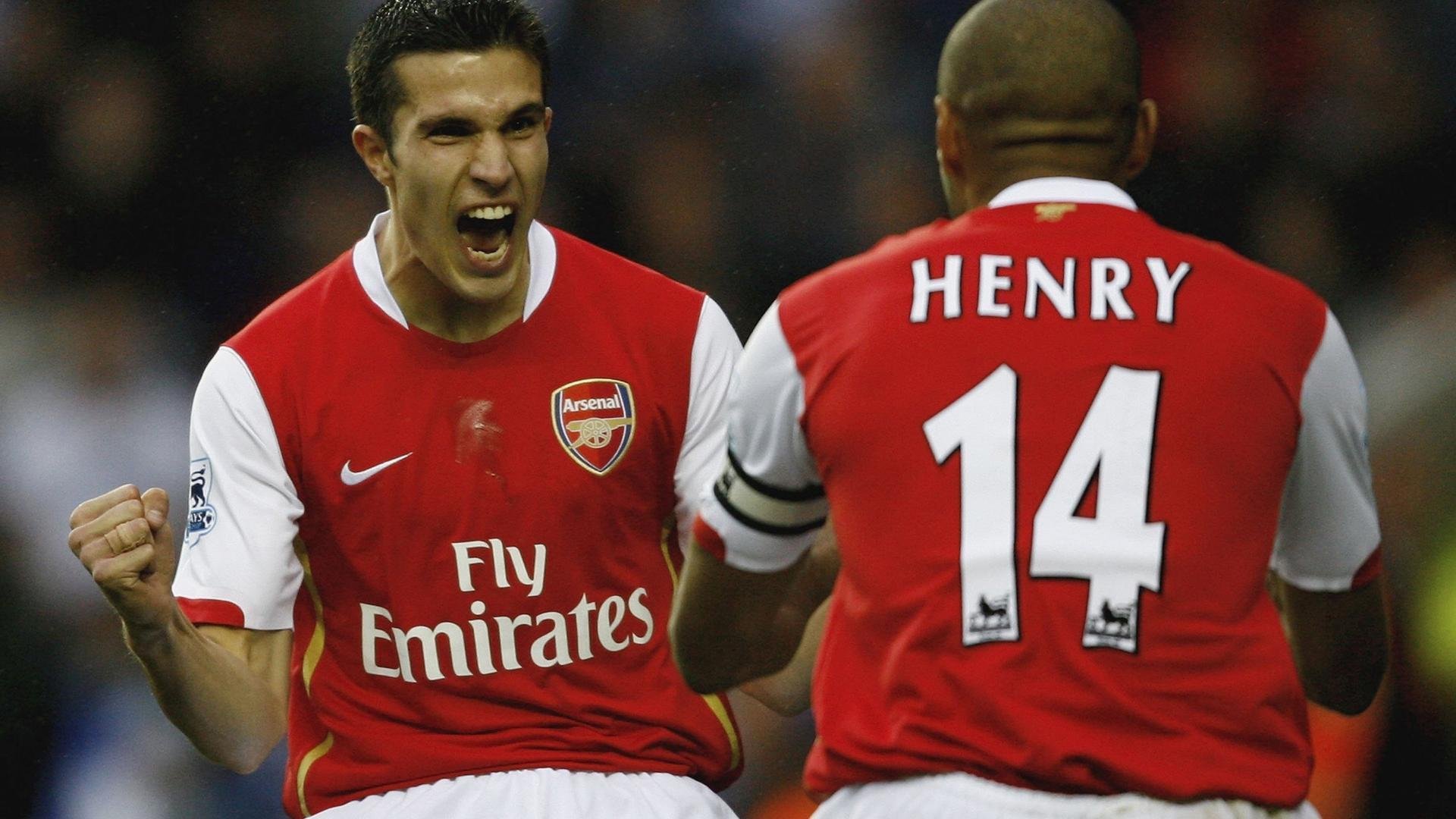 _无人码头：利用空置港口打造的创意比赛场地_，无人港口车 商业化落地