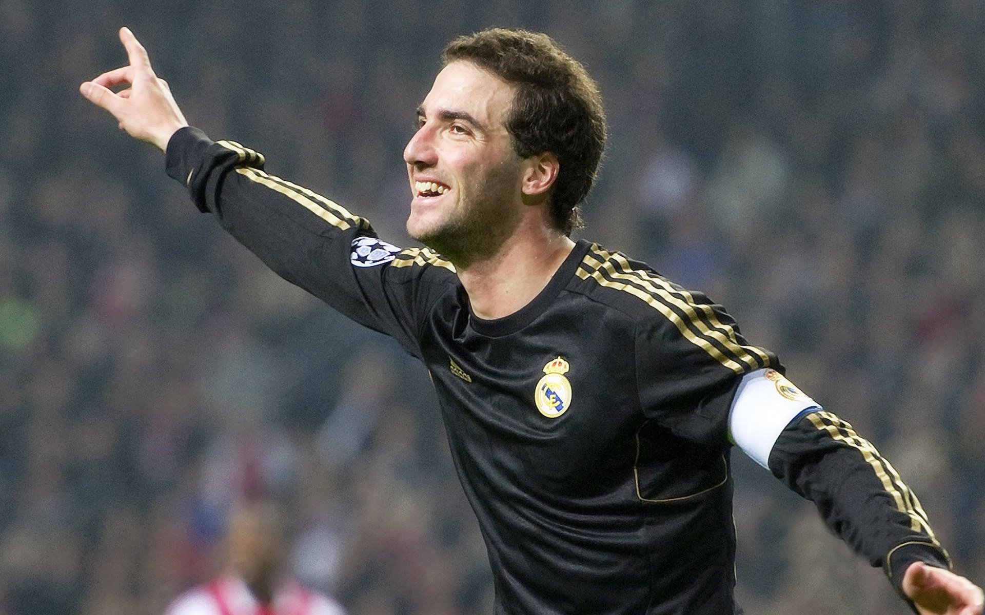 比利时队在欧预赛比赛中大放异彩，轻松晋级强，比利时欧洲预选赛